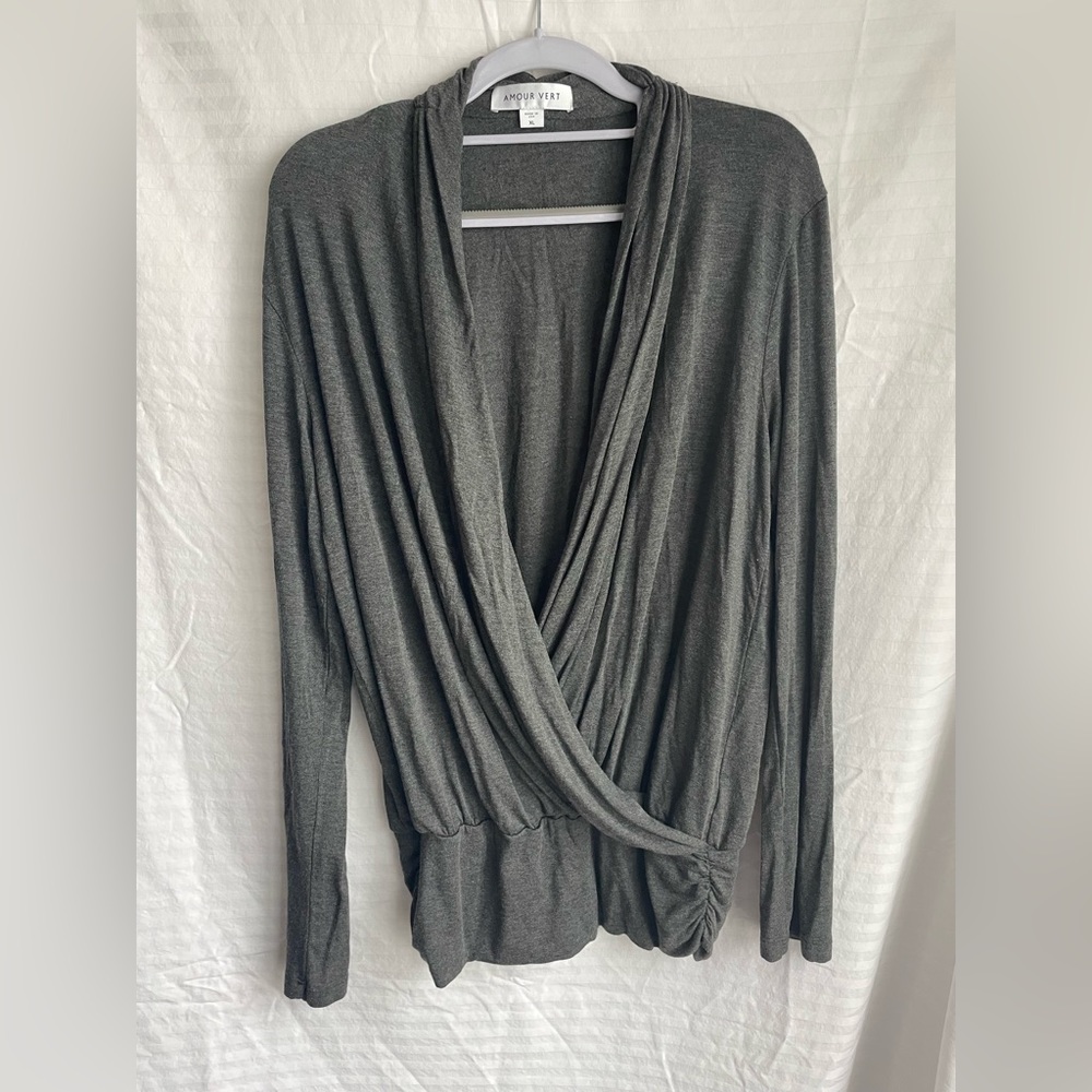 Amour Vert Angela Dream Knit Blouse Size XL